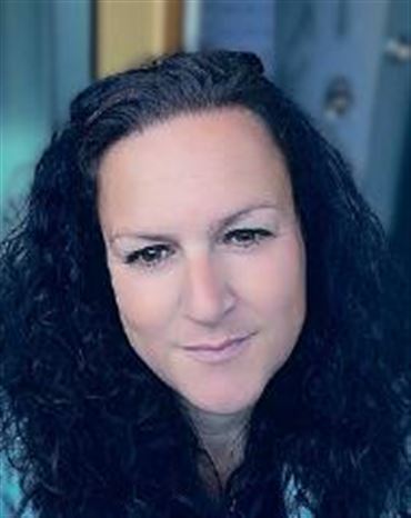 Profilbild von Nadine Ries